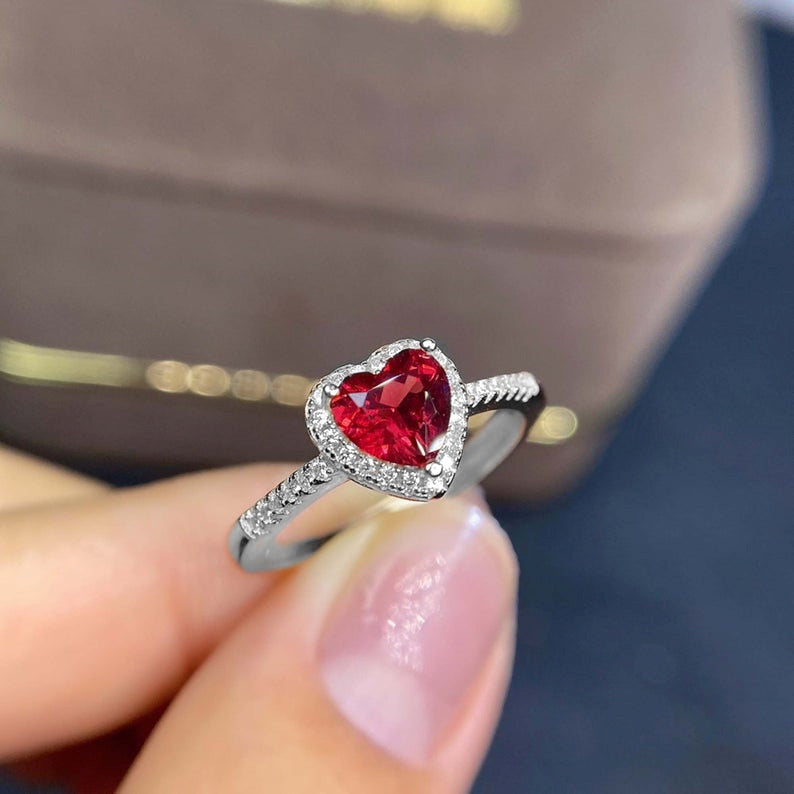 Anillo Delara Carmessia | Oro Blanco