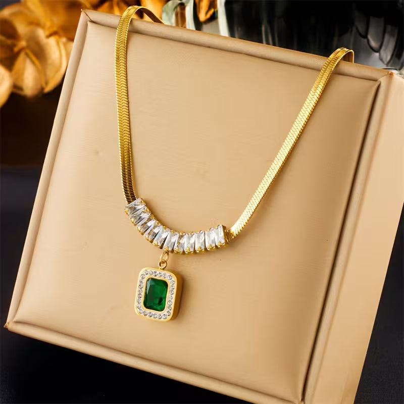 Collar Esmeralda Prisma Regalia | Oro