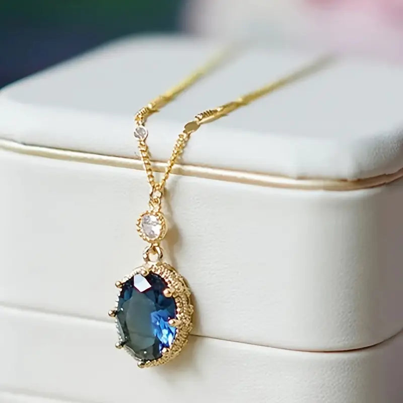 Collar Thessia Lunebray | Oro