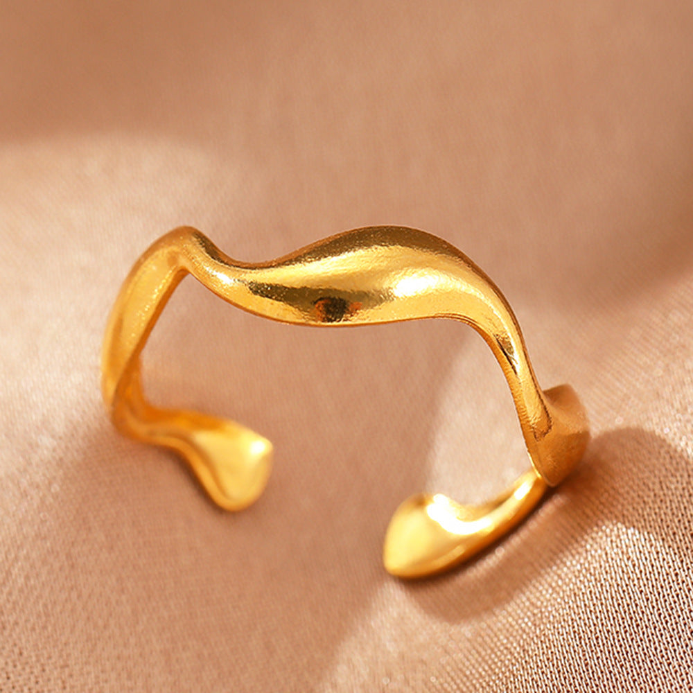 Anillo Ondulado Elyra | Oro