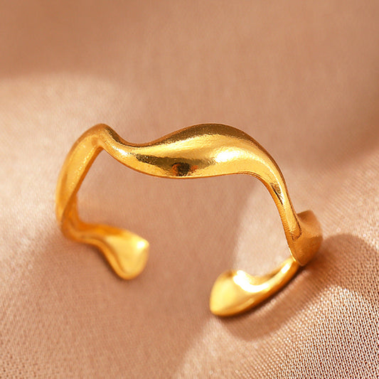 Anillo Ondulado Elyra | Oro