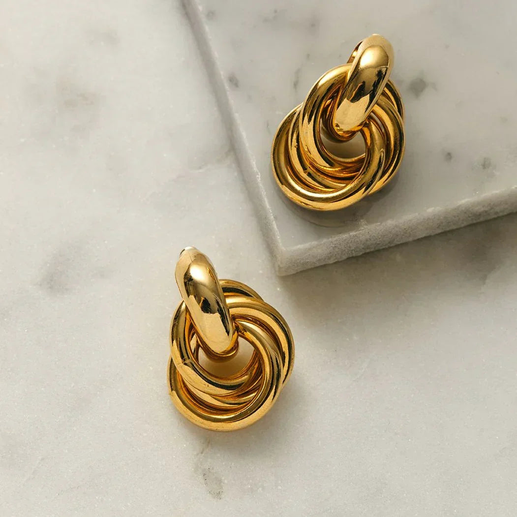 Pendientes Entrelazados Statement | Oro