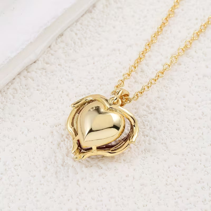 Collar Corazón Rubí Ángel | Oro