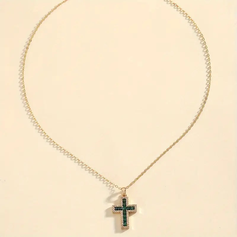 Collar Colgante Cruz Esmeralda Soléne | Oro