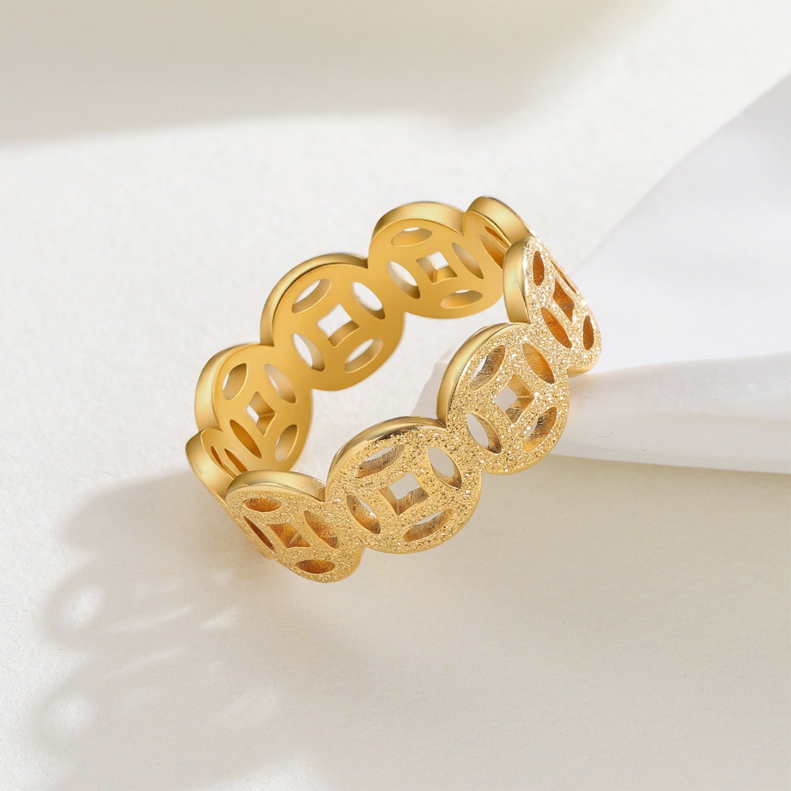 Anillo Patrón Clásico Ella | Oro