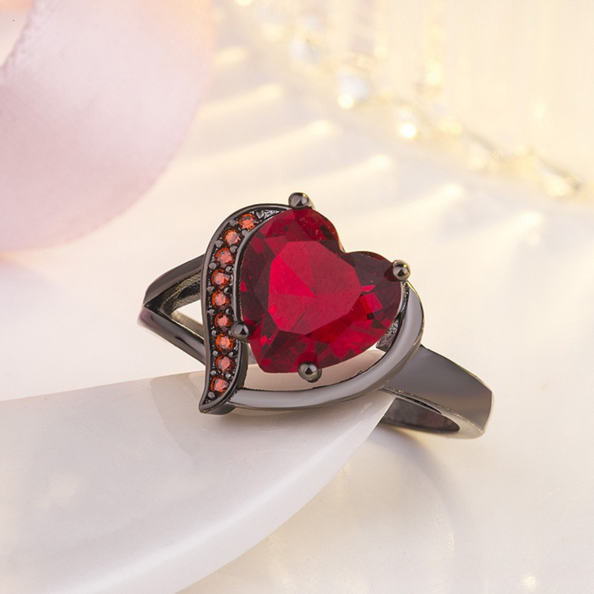 Anillo Calindra Rosethorne | Acabado Negro